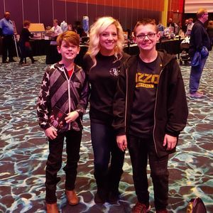 Meet your Posher, Kandis